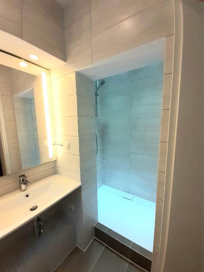רויטלינגן Modernes Apartment Metzingen 2 מראה חיצוני תמונה